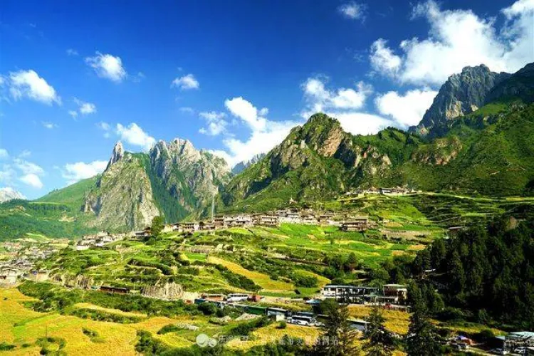 9Day 8Night Western Sichuan + The Hidden Wonders of Gannan