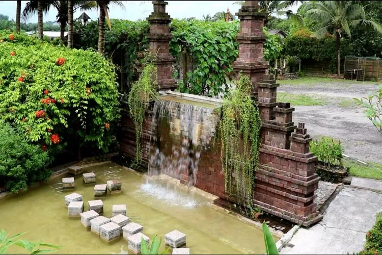 3Day 2Night JB + Rina Balinese Resort